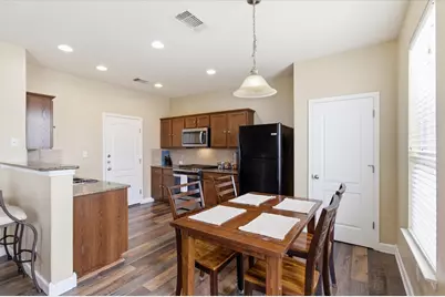 359 Bloomsbury Drive, Kyle, TX 78640 - Photo 7