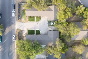 7001 Cooper Ln, Austin, TX 78745 - Photo 35