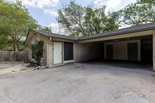 7001 Cooper Ln, Austin, TX 78745 - Photo 21