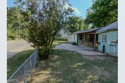 2015 Holly Street, Austin, TX 78702 - Photo 23