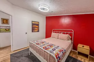 2015 Holly St, Austin, TX 78702 - Photo 3