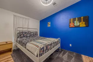 2015 Holly St, Austin, TX 78702 - Photo 15