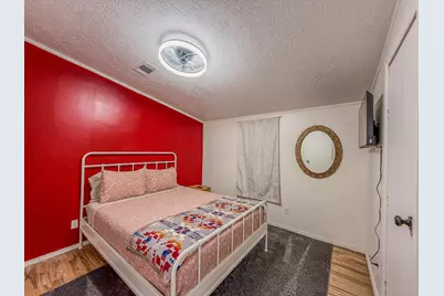 2015 Holly Street, Austin, TX 78702 - Photo 9