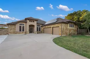 321 Sarahs Ln, Liberty Hill, TX 78642 - Photo 1