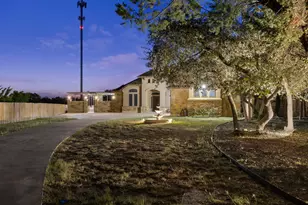 321 Sarahs Ln, Liberty Hill, TX 78642 - Photo 3