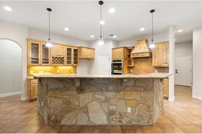 321 Sarahs Lane, Liberty Hill, TX 78642 - Photo 13