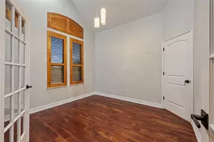 321 Sarahs Ln, Liberty Hill, TX 78642 - Photo 15