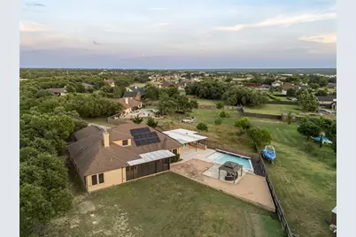 321 Sarahs Lane, Liberty Hill, TX 78642 - Photo 29