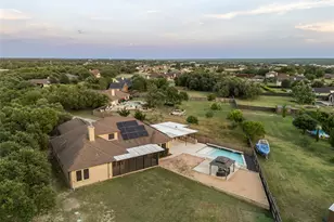 321 Sarahs Ln, Liberty Hill, TX 78642 - Photo 29