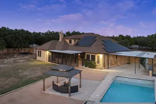 321 Sarahs Ln, Liberty Hill, TX 78642 - Photo 23