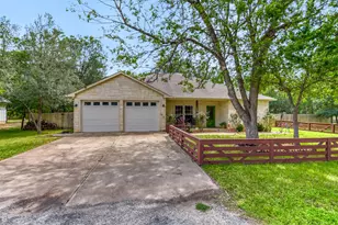 115 Mokulua Ln, Bastrop, TX 78602 - Photo 1
