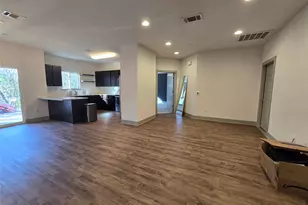 12224 Abbey Glen Ln, Austin, TX 78753 - Photo 11