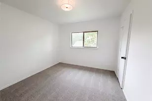 5406 S Hearsey Dr, Austin, TX 78744 - Photo 15