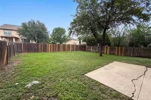 5406 S Hearsey Dr, Austin, TX 78744 - Photo 19