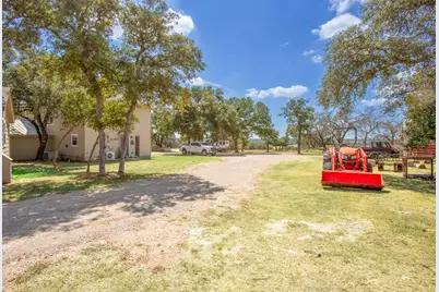2010 County Road 233, Florence, TX 76527 - Photo 27