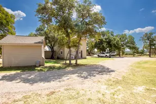 2010 Co Rd 233, Florence, TX 76527 - Photo 27