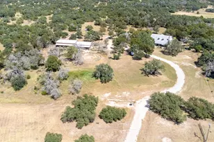 2010 Co Rd 233, Florence, TX 76527 - Photo 33