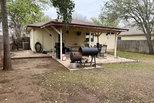 6909 Sabrina Dr, Austin, TX 78747 - Photo 23