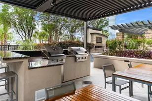 360 Nueces St, Austin, TX 78701 - Photo 21