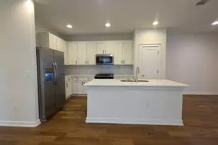 6800 Menchaca Rd, Austin, TX 78745 - Photo 7