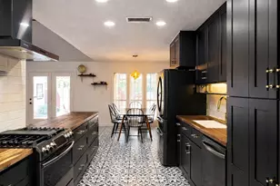 4806 Wind River Rd, Austin, TX 78759 - Photo 13