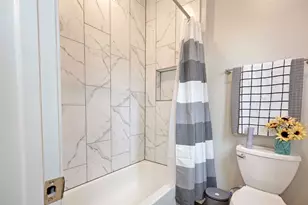 206 E Hinton Rd, Weimar, TX 78962 - Photo 17