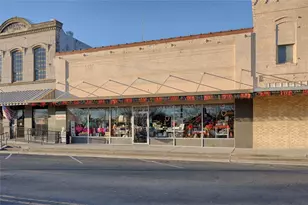 520 N Main St, Schulenburg, TX 78956 - Photo 1