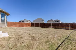 317 Canyoncrest Wy, Liberty Hill, TX 78642 - Photo 27