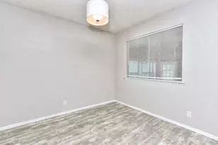 900 Cactus Dr, Round Rock, TX 78681 - Photo 9