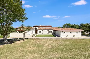 27206 Waterfall Hill Pkwy, Spicewood, TX 78669 - Photo 3