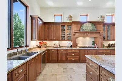 27206 Waterfall Hill Parkway, Spicewood, TX 78669 - Photo 15