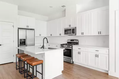 1811 Webberville Road #1307, Austin, TX 78721 - Photo 3