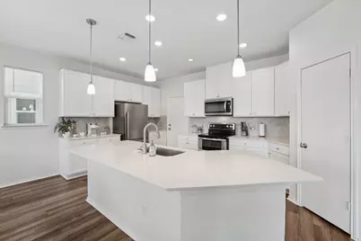 113 Uncle Billy Way, Jarrell, TX 76537 - Photo 3