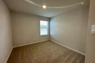 113 Briggs Ln, San Marcos, TX 78666 - Photo 11