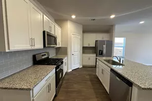 113 Briggs Ln, San Marcos, TX 78666 - Photo 15