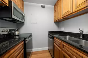 1700 Nueces St, Austin, TX 78701 - Photo 7