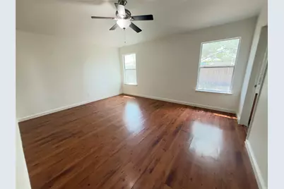 339 Oxford Drive, Kyle, TX 78640 - Photo 5