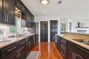 714 Starcrest Dr, New Braunfels, TX 78130 - Photo 17