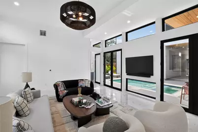 2009 San Juan Drive, Austin, TX 78733 - Photo 3