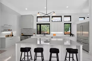 2009 San Juan Dr, Austin, TX 78733 - Photo 7