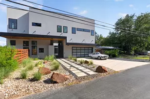 2009 San Juan Dr, Austin, TX 78733 - Photo 3