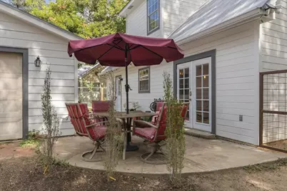 904 Spring Street, Bastrop, TX 78602 - Photo 31