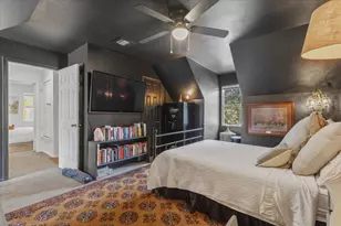 904 Spring St, Bastrop, TX 78602 - Photo 25