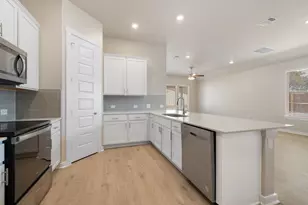 309 Barton Run Dr, Georgetown, TX 78628 - Photo 11