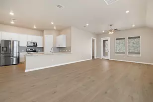 309 Barton Run Dr, Georgetown, TX 78628 - Photo 7