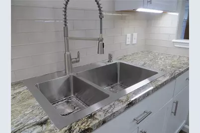 11921 Tobler Trail, Austin, TX 78753 - Photo 21