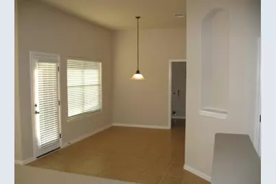 913 Rochester Castle Way, Pflugerville, TX 78660 - Photo 5