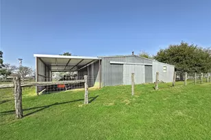 1401 Fm 112, Lexington, TX 78947 - Photo 31