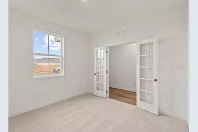 325 Sullivan Way, Elgin, TX 78621 - Photo 13