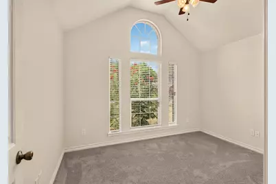 1512 Shadow Walk, Lockhart, TX 78644 - Photo 15